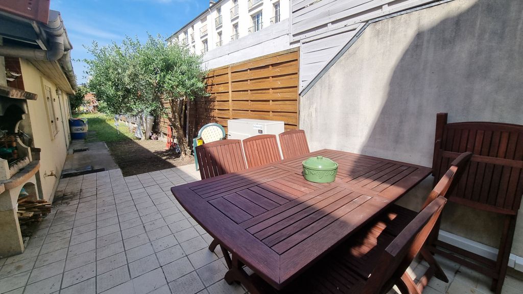 Achat maison à vendre 4 chambres 95 m² - Houilles