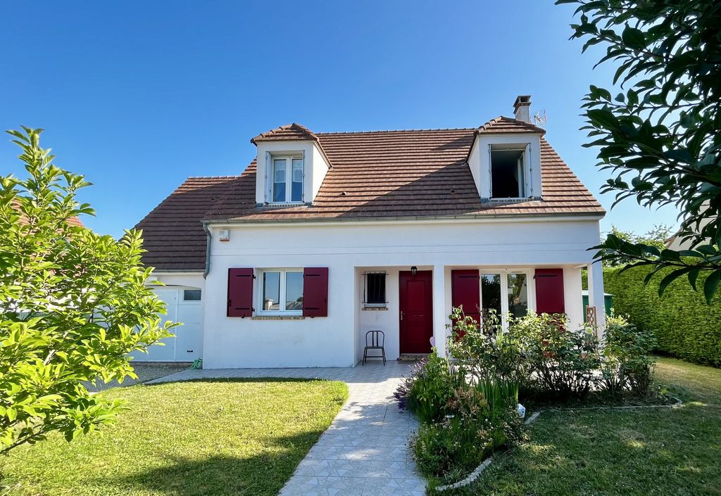 Achat maison à vendre 4 chambres 110 m² - Le Perray-en-Yvelines