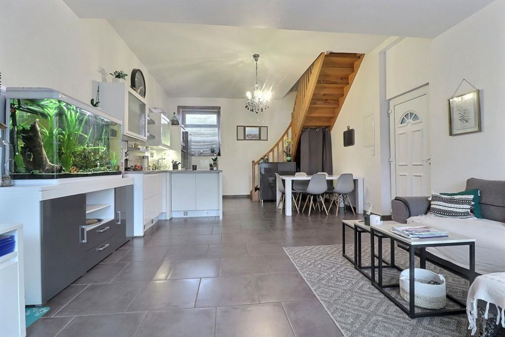 Achat appartement à vendre 5 pièces 82 m² - Labégude