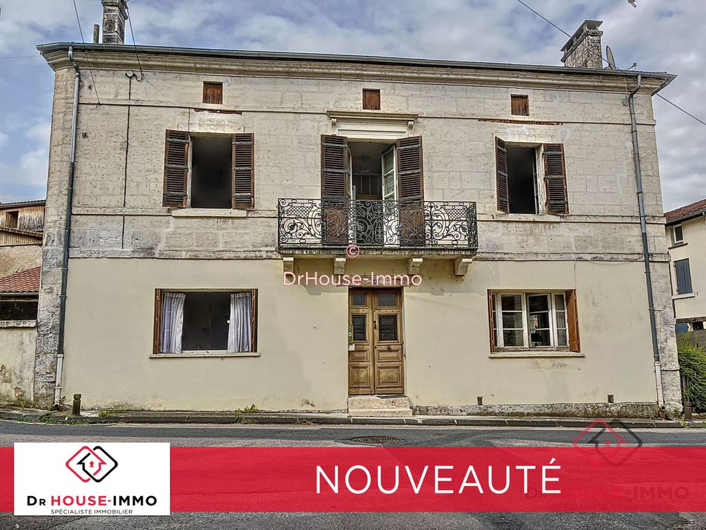 Achat maison à vendre 6 chambres 233 m² - Agonac