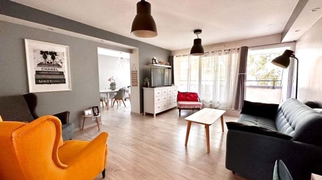 Achat appartement à vendre 5 pièces 100 m² - Survilliers