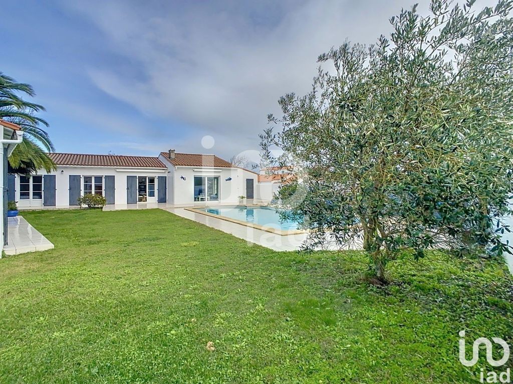 Achat maison à vendre 4 chambres 148 m² - La Couarde-sur-Mer