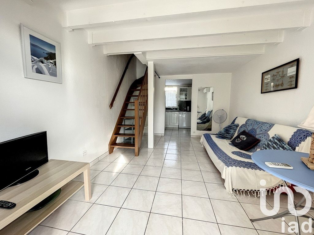 Achat maison à vendre 2 chambres 50 m² - Sanary-sur-Mer