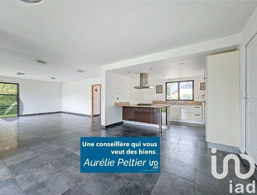 Achat maison à vendre 6 chambres 180 m² - Bourgbarré