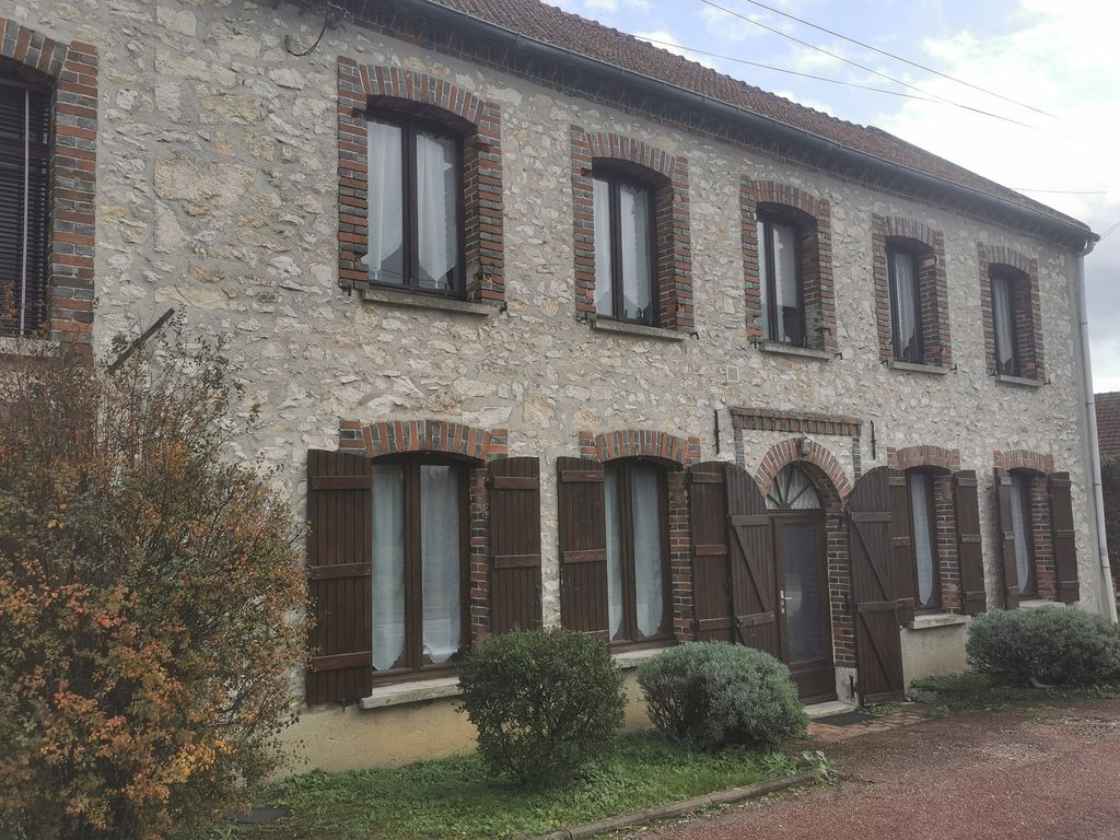 Achat maison à vendre 4 chambres 147 m² - Jutigny