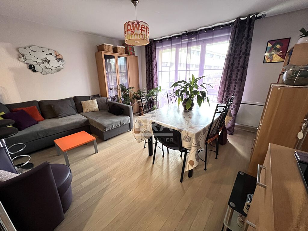 Achat appartement à vendre 3 pièces 60 m² - Trappes