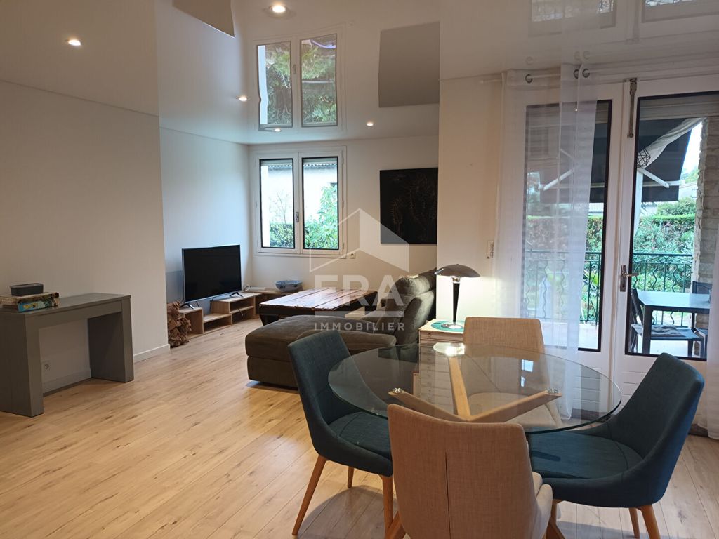 Achat maison à vendre 6 chambres 183 m² - Bagnols-sur-Cèze