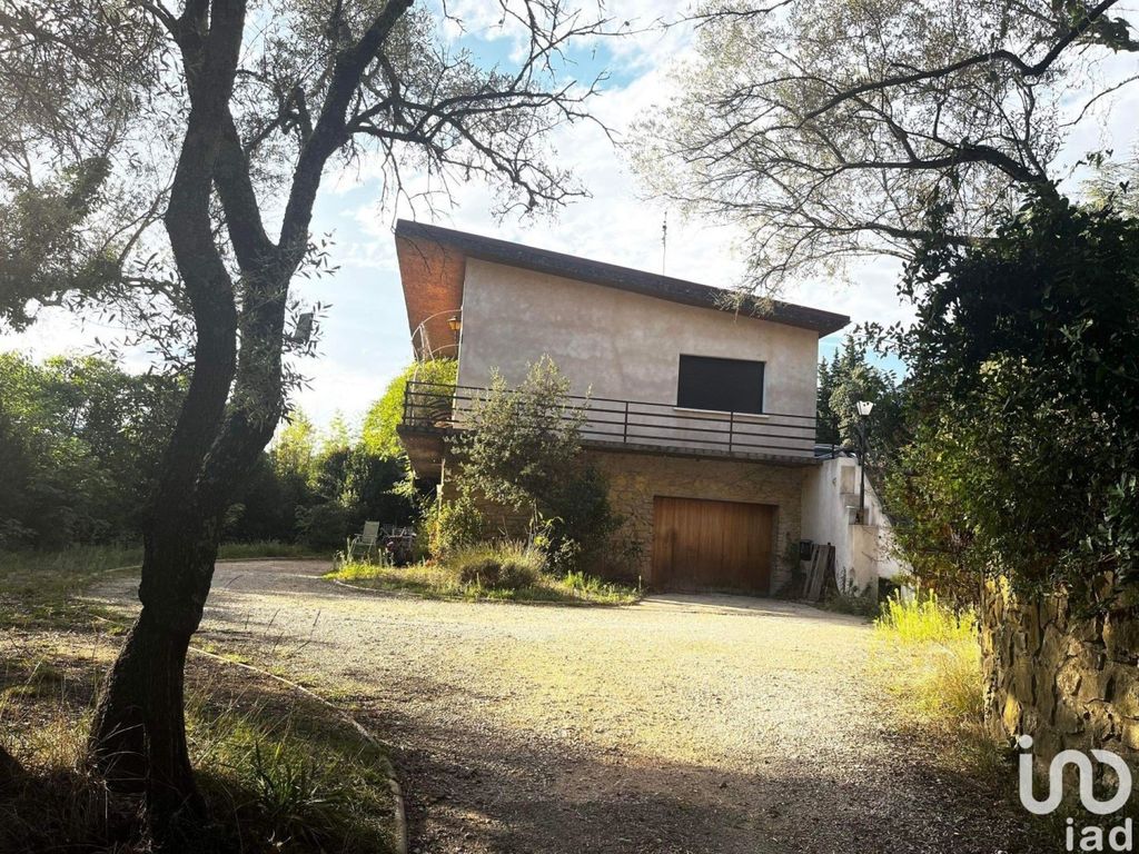 Achat maison à vendre 4 chambres 200 m² - Saint-Paul-Trois-Châteaux