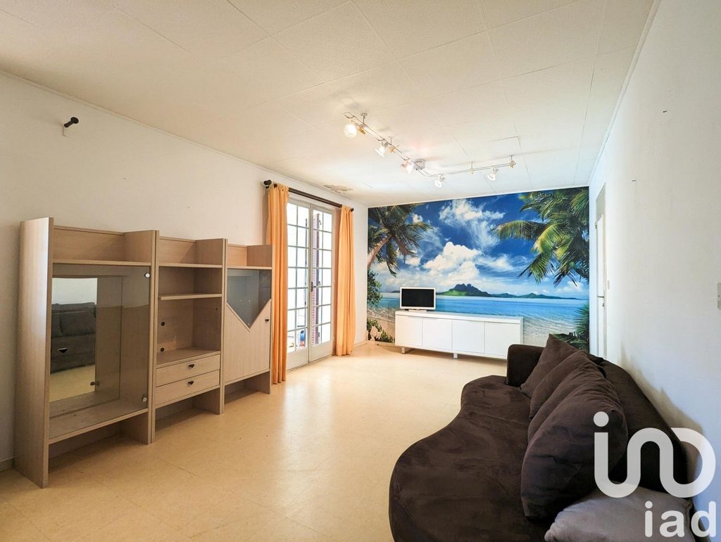 Achat maison à vendre 2 chambres 77 m² - Piolenc