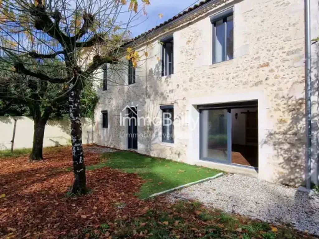 Achat maison à vendre 4 chambres 135 m² - La Brède