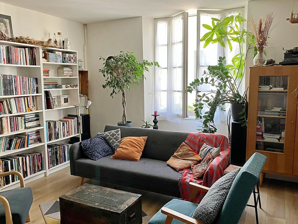 Achat maison à vendre 2 chambres 105 m² - Angoulême