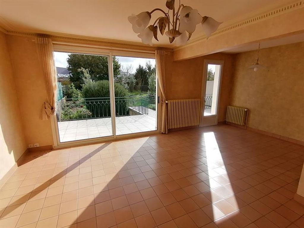 Achat maison à vendre 5 chambres 148 m² - Cholet