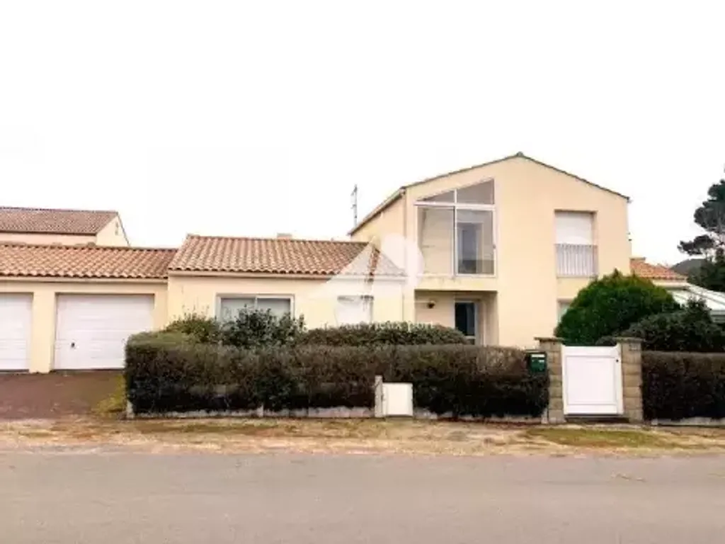 Achat maison à vendre 4 chambres 150 m² - Pornic