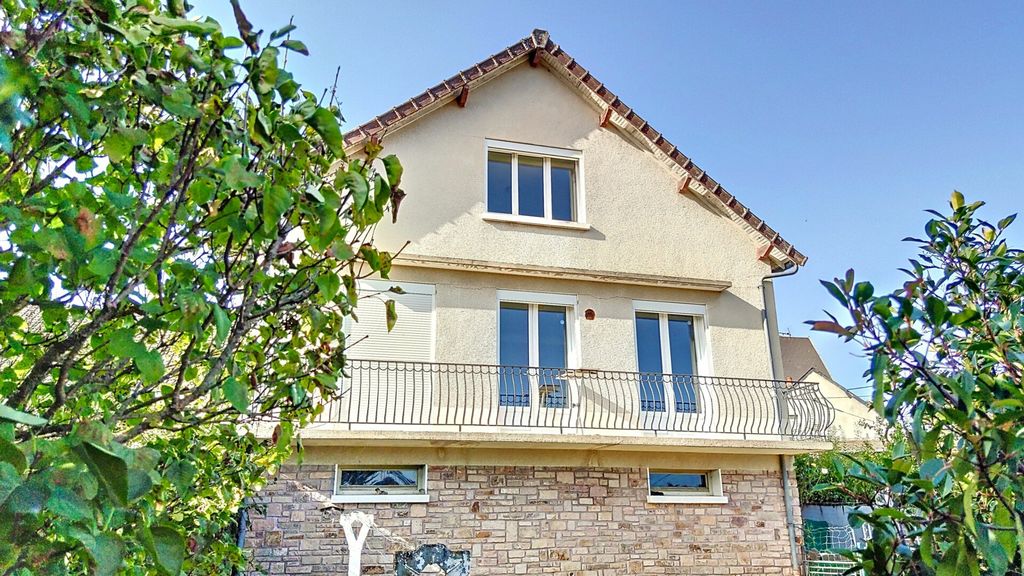 Achat maison à vendre 5 chambres 147 m² - Boussac