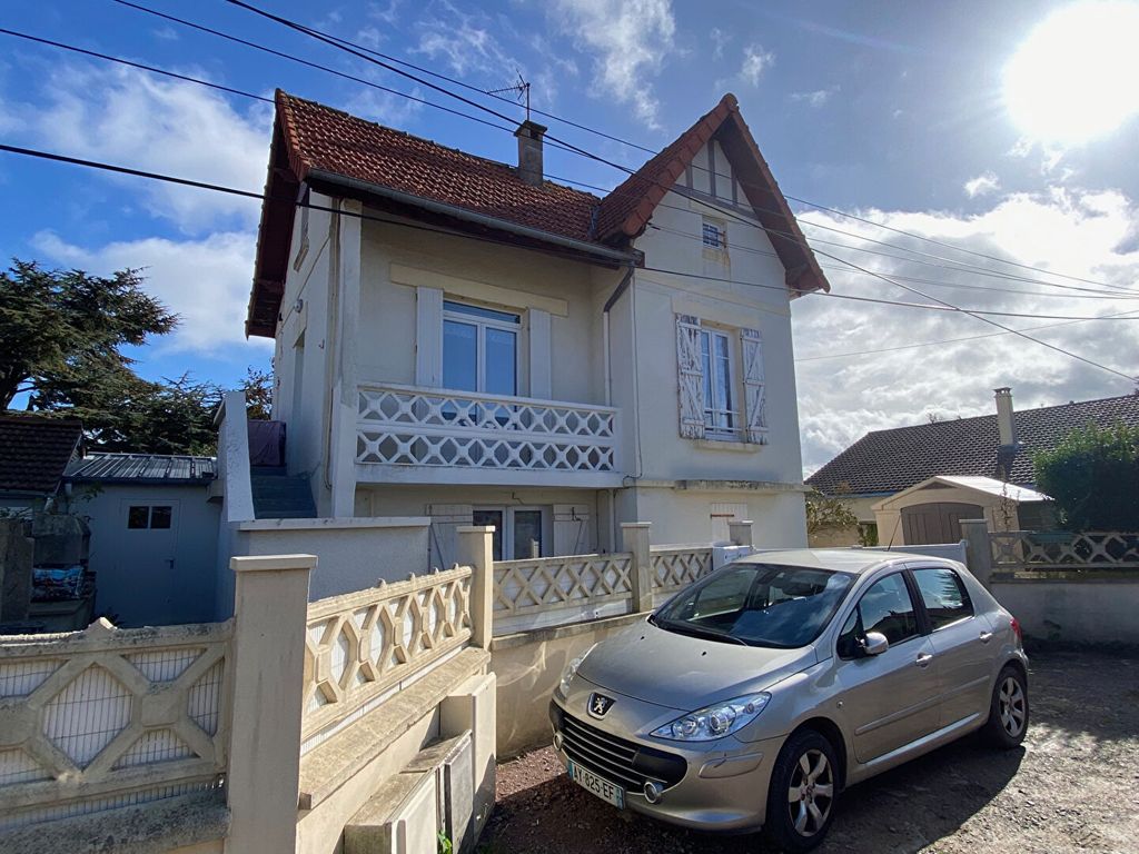 Achat maison à vendre 4 chambres 95 m² - Langrune-sur-Mer