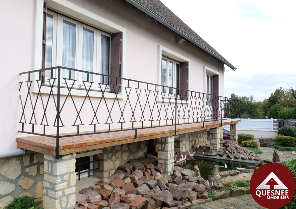 Achat maison à vendre 5 chambres 134 m² - Saint-André-sur-Orne