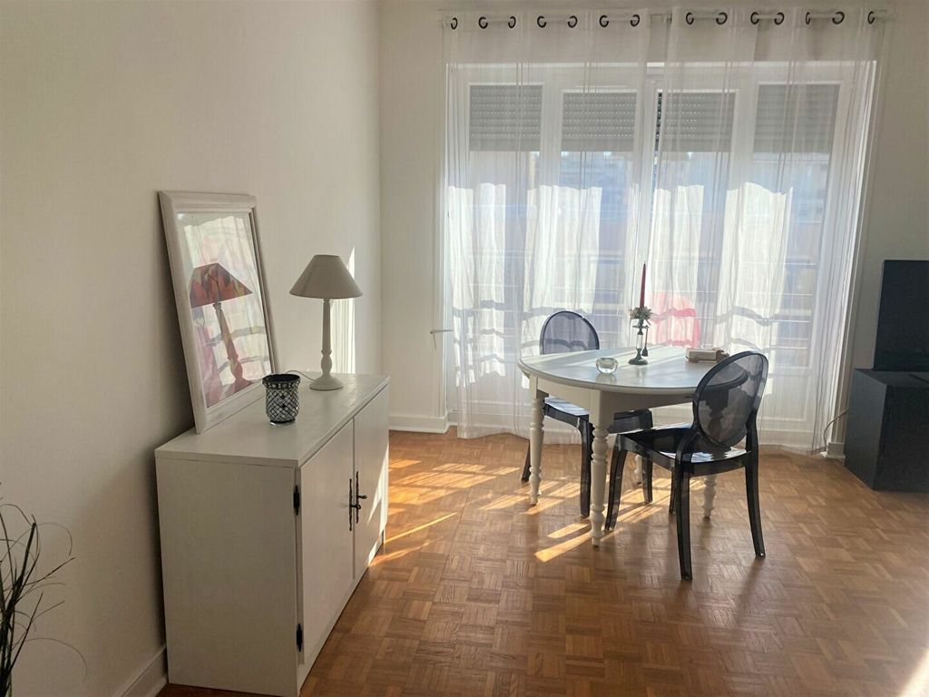 Achat appartement à vendre 3 pièces 78 m² - Lyon 6ème arrondissement