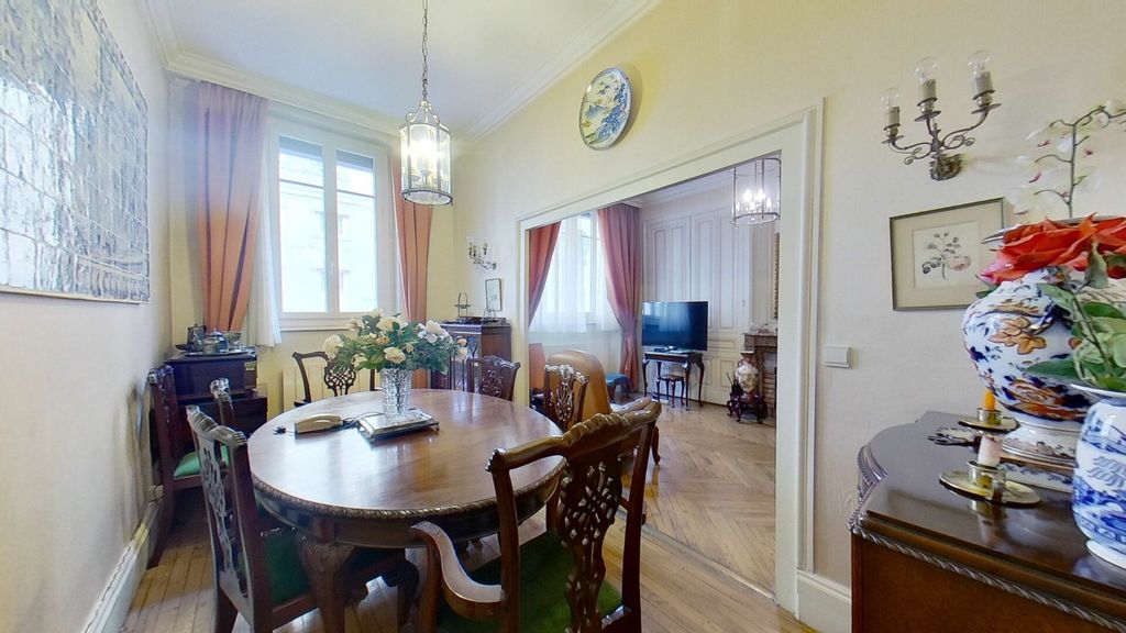 Achat appartement à vendre 4 pièces 110 m² - Lyon 6ème arrondissement