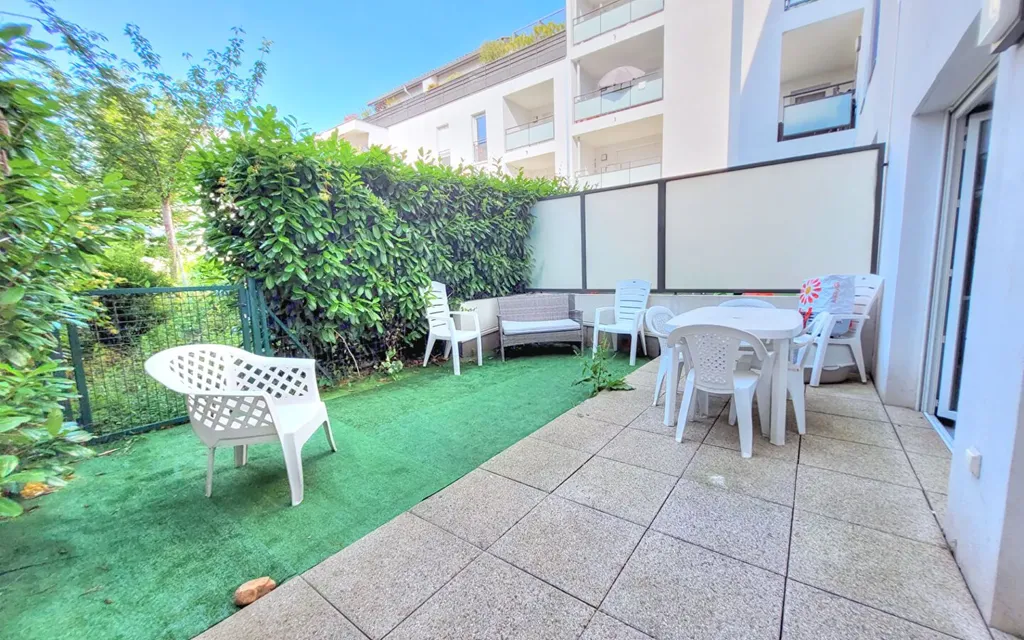 Achat studio à vendre 40 m² - Meyzieu