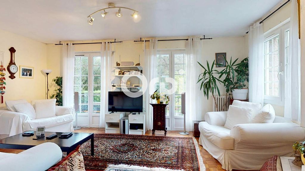 Achat maison à vendre 3 chambres 120 m² - Saint-Tugdual