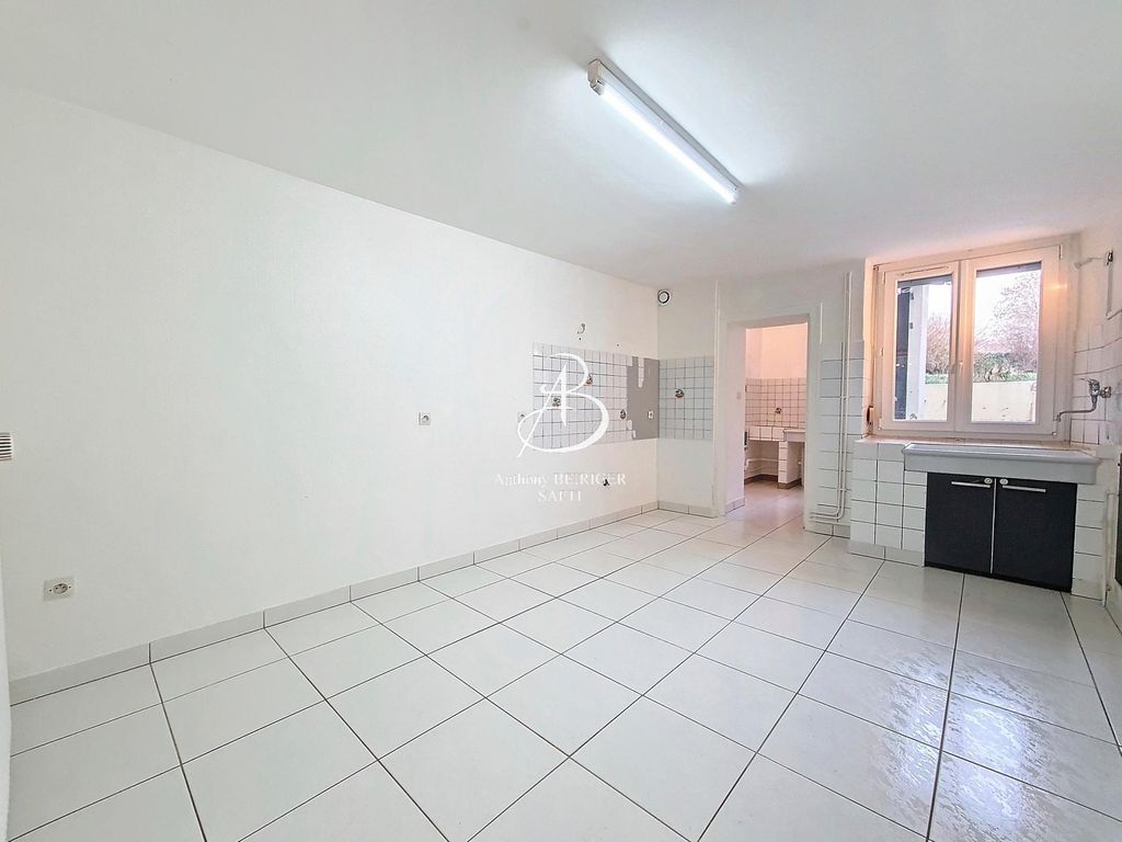 Achat maison à vendre 4 chambres 104 m² - Roville-devant-Bayon