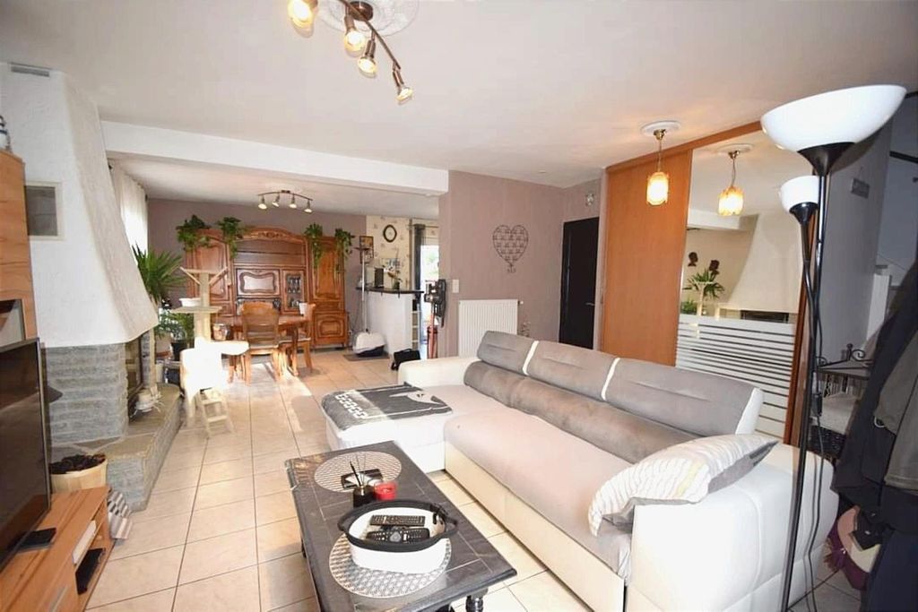 Achat maison à vendre 3 chambres 94 m² - Saint-Chamond