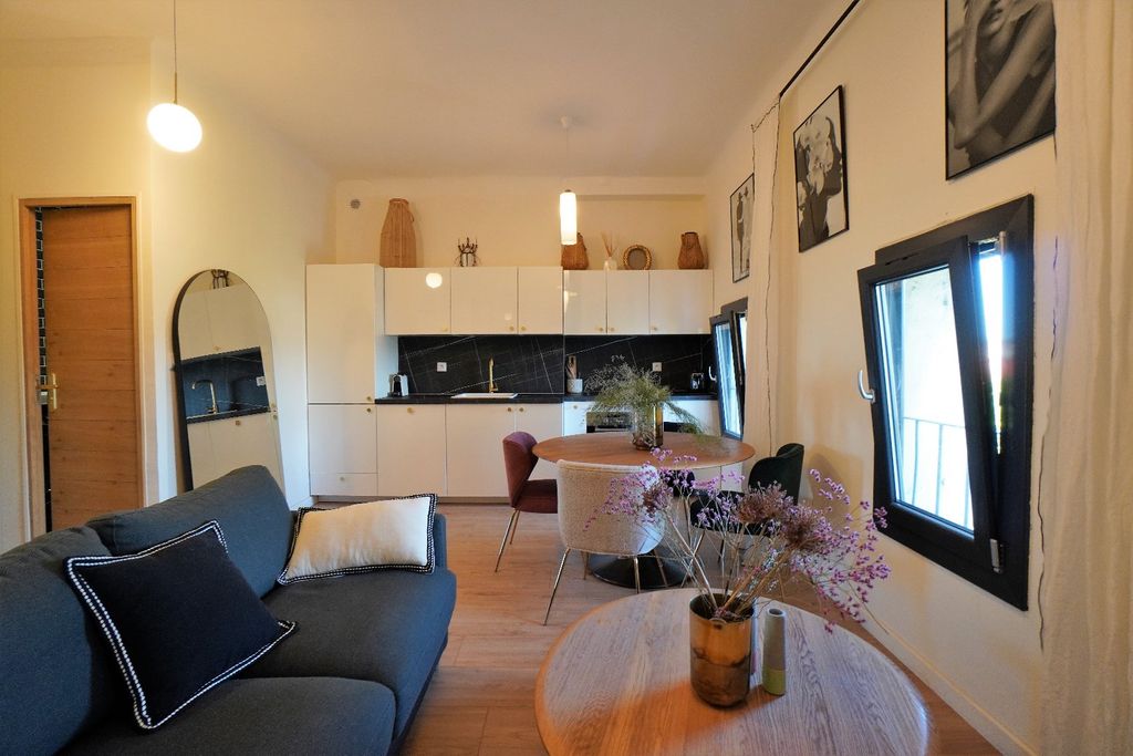 Achat studio à vendre 28 m² - Marseille 1er arrondissement