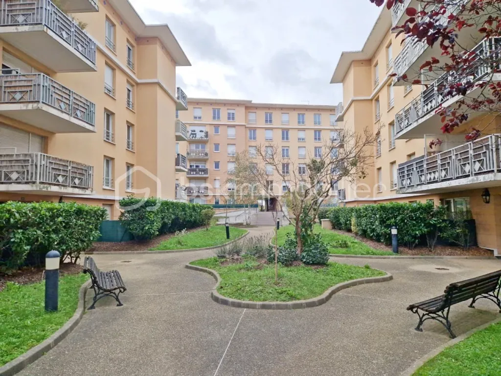 Achat appartement à vendre 3 pièces 50 m² - Saint-Ouen-l'Aumône