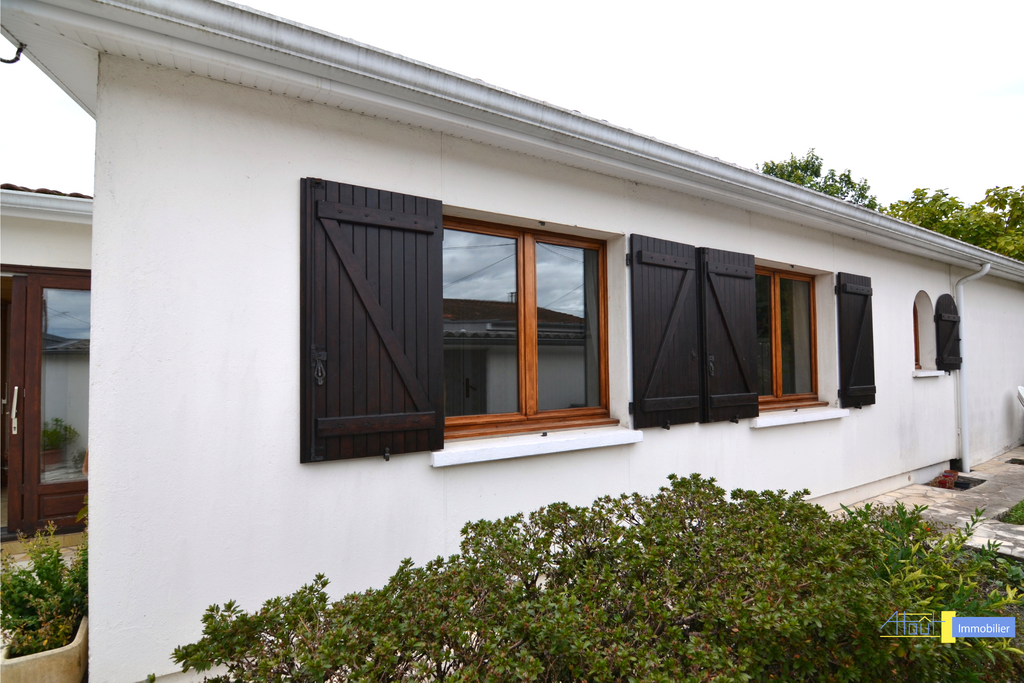 Achat maison à vendre 3 chambres 92 m² - Villenave-d'Ornon