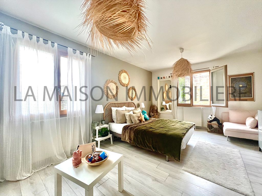 Achat maison 5 chambre(s) - Saint-Laurent-d'Aigouze