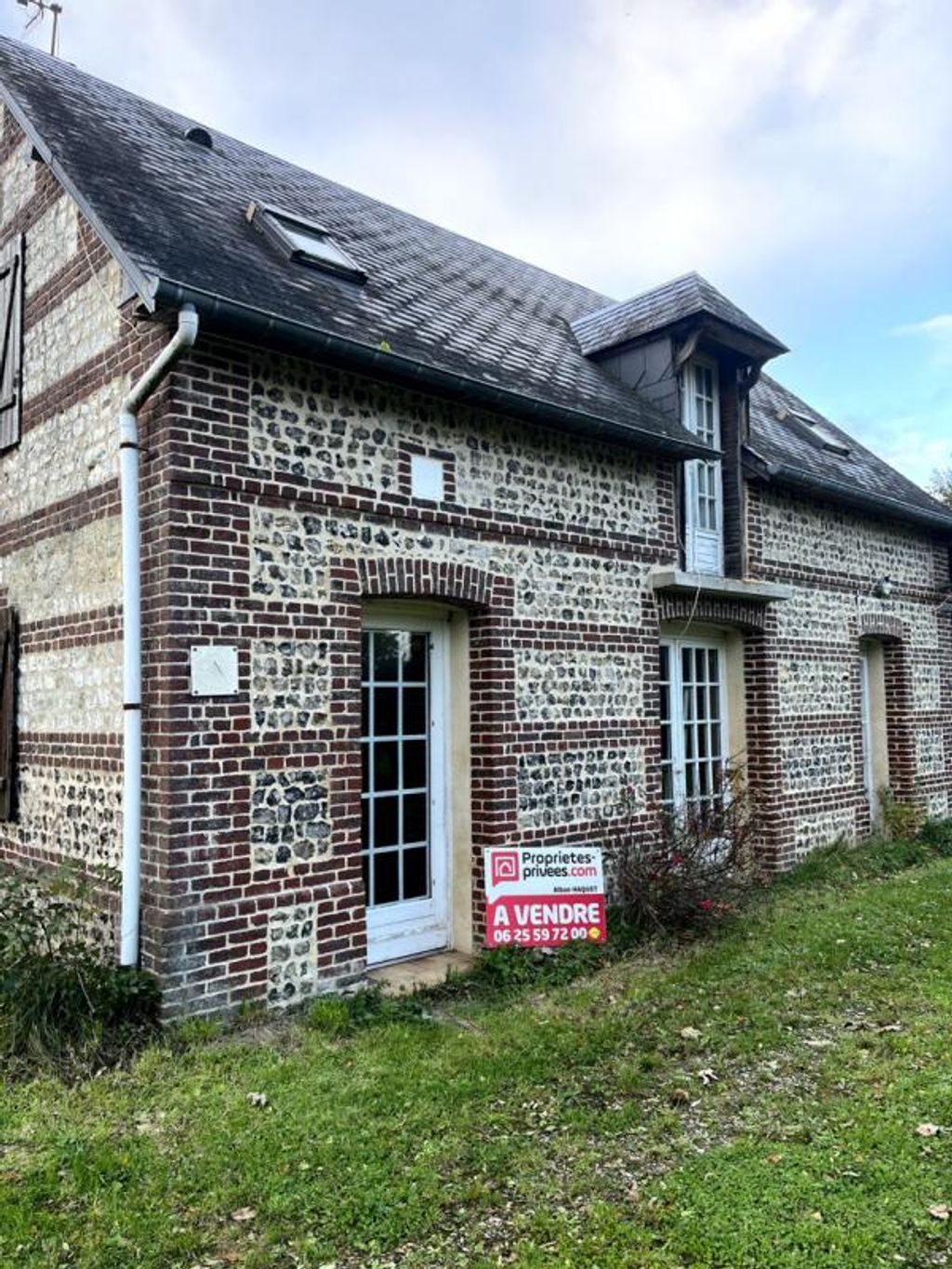 Achat maison à vendre 2 chambres 75 m² - Auberville-la-Renault