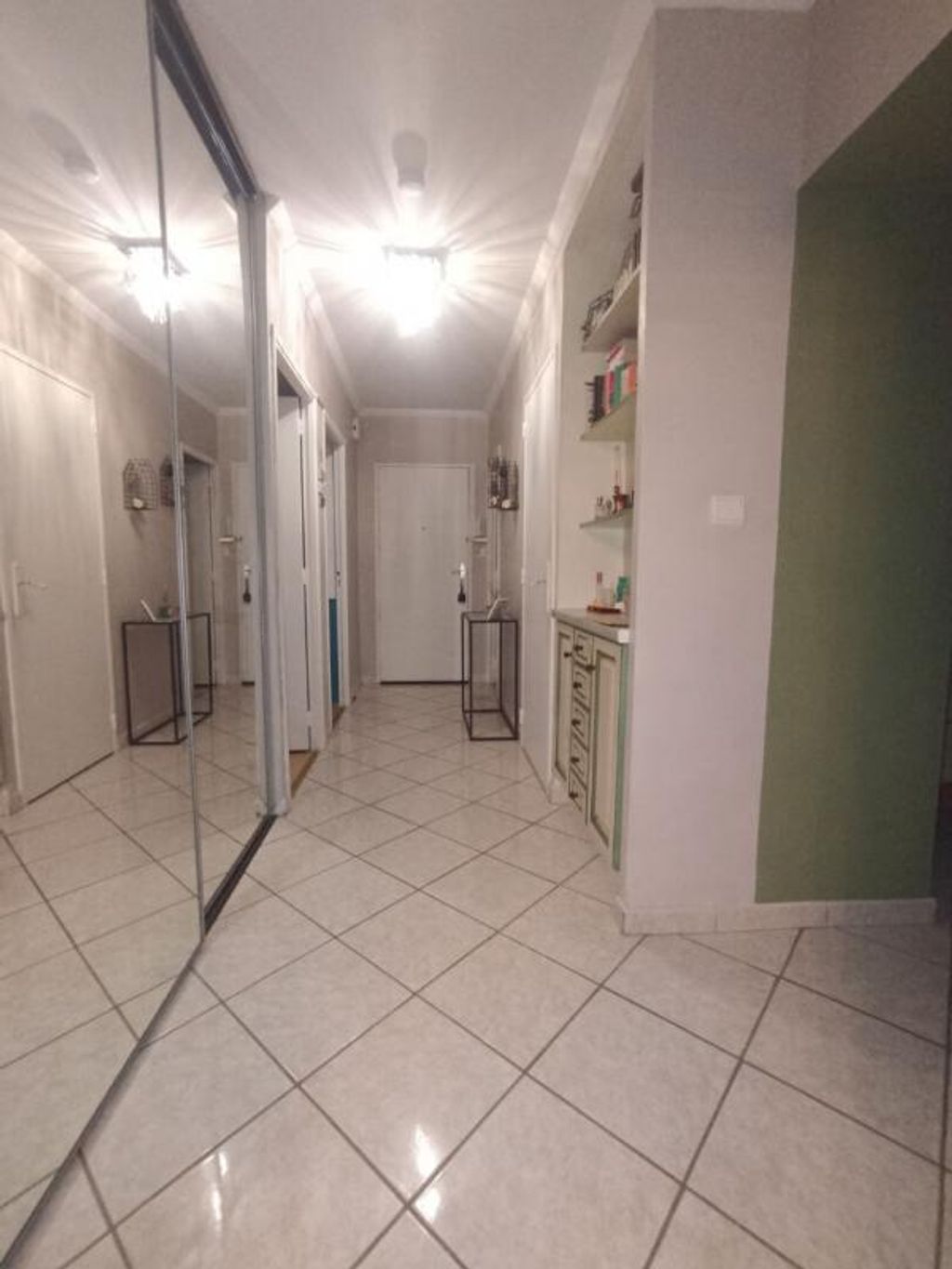 Achat appartement à vendre 4 pièces 71 m² - Donzère