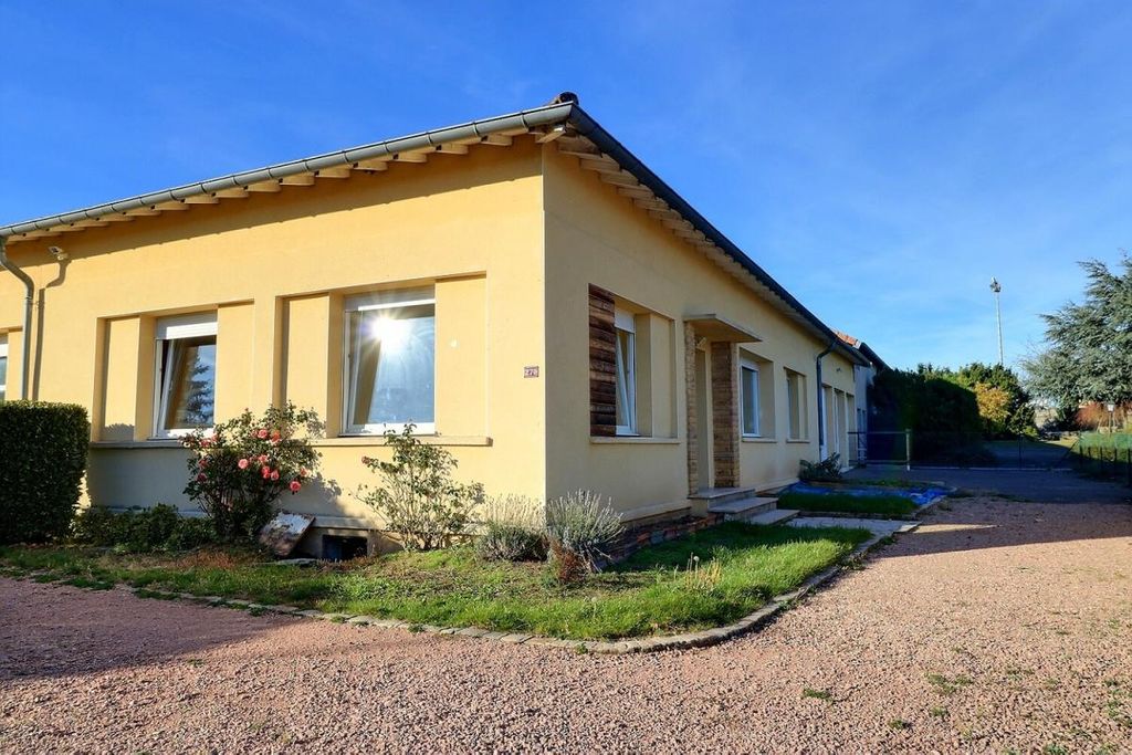 Achat maison à vendre 3 chambres 138 m² - Dompierre-les-Ormes