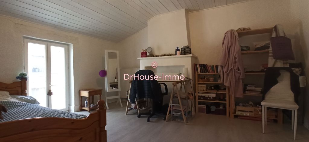 Achat maison à vendre 3 chambres 98 m² - Sainte-Foy-la-Grande