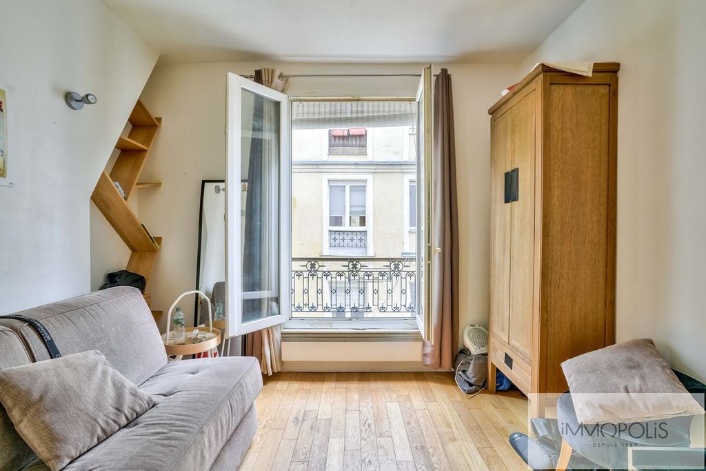 Achat studio à vendre 16 m² - Paris 18ème arrondissement