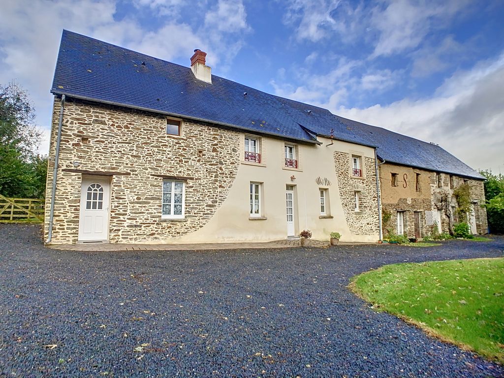 Achat maison à vendre 4 chambres 163 m² - Saint-Georges-Montcocq