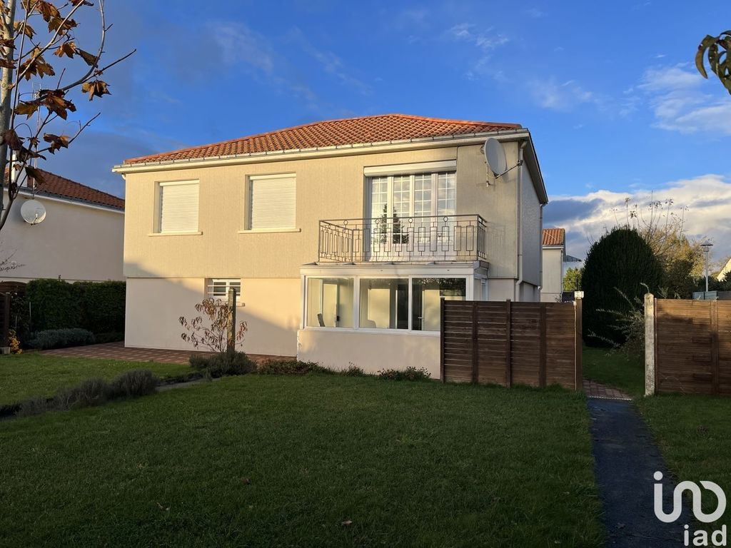 Achat maison à vendre 3 chambres 82 m² - La Meilleraie-Tillay