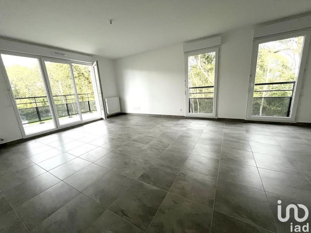 Achat appartement à vendre 3 pièces 69 m² - La Queue-en-Brie