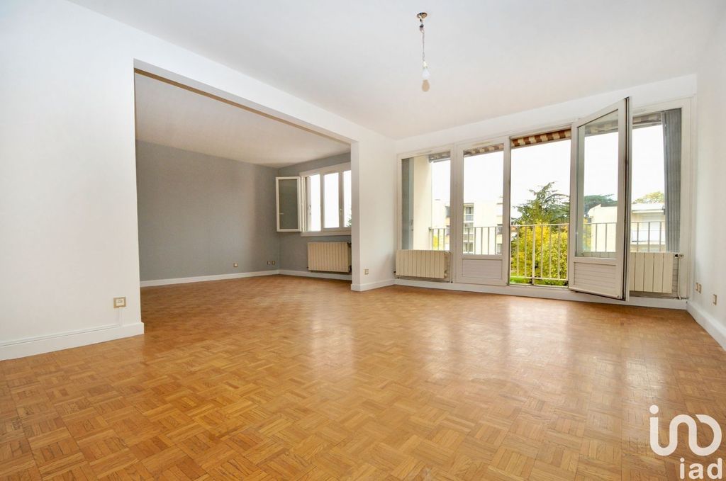 Achat appartement à vendre 4 pièces 88 m² - Saint-Priest