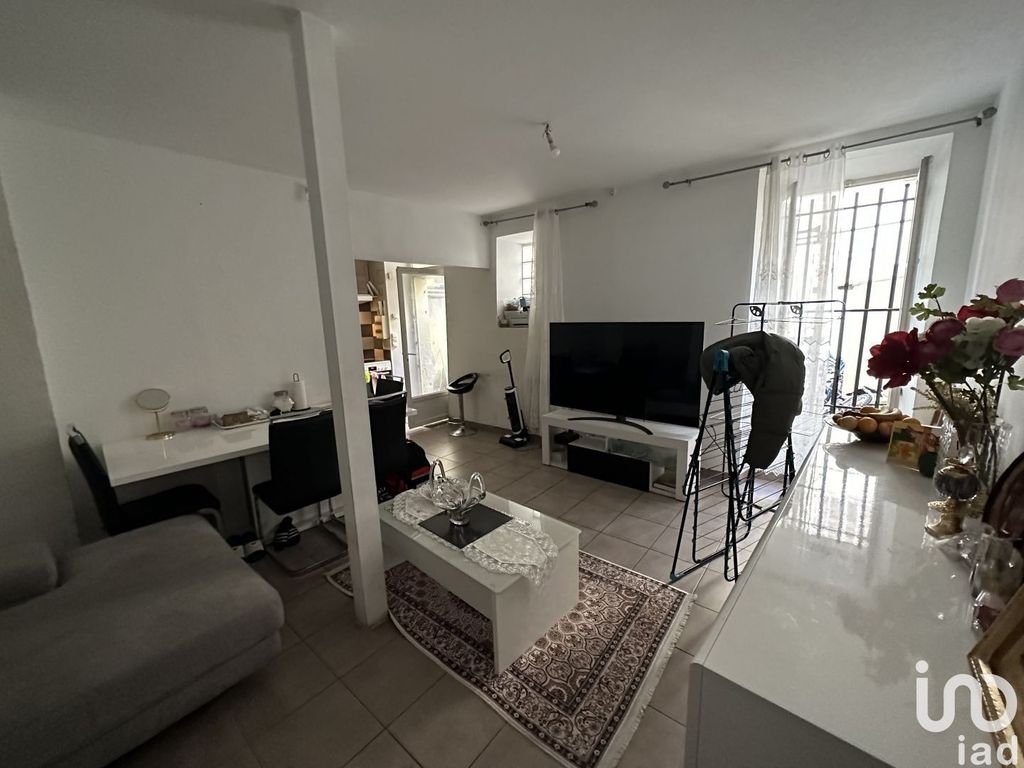 Achat maison à vendre 2 chambres 65 m² - Marseille 3ème arrondissement