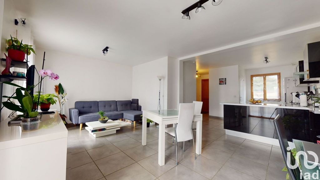 Achat maison à vendre 3 chambres 83 m² - Égly