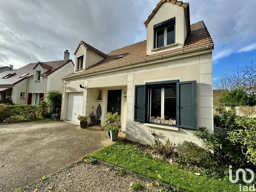 Achat maison à vendre 4 chambres 119 m² - Saint-Germain-sur-Morin