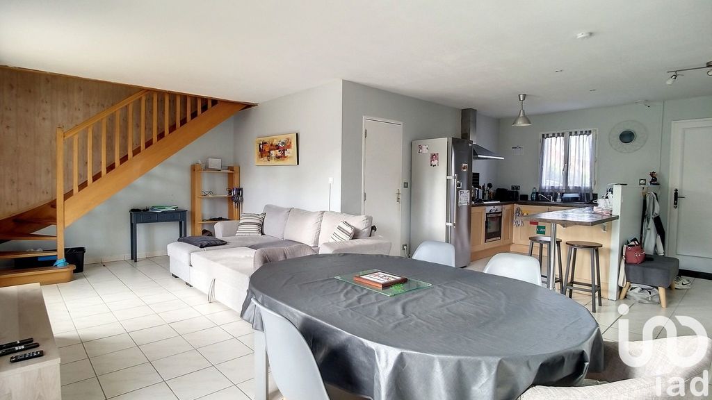 Achat maison à vendre 5 chambres 118 m² - Reignac-sur-Indre