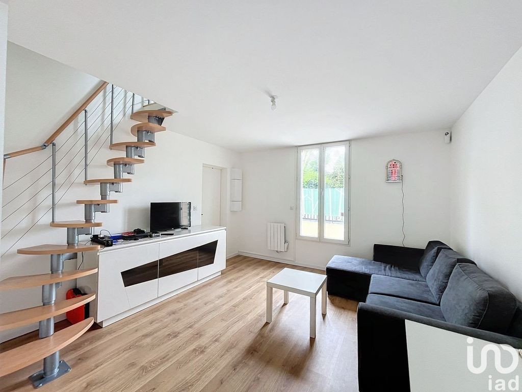 Achat maison à vendre 3 chambres 80 m² - Noisy-le-Sec