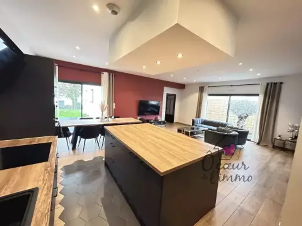 Achat maison à vendre 4 chambres 140 m² - Cholet