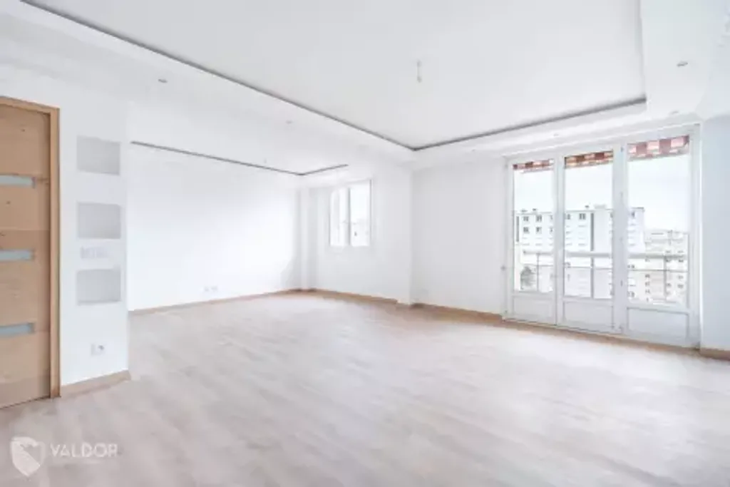 Achat appartement à vendre 4 pièces 82 m² - Sainte-Foy-lès-Lyon
