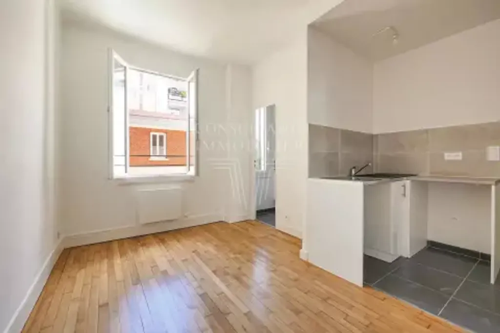 Achat appartement à vendre 2 pièces 29 m² - Paris 18ème arrondissement