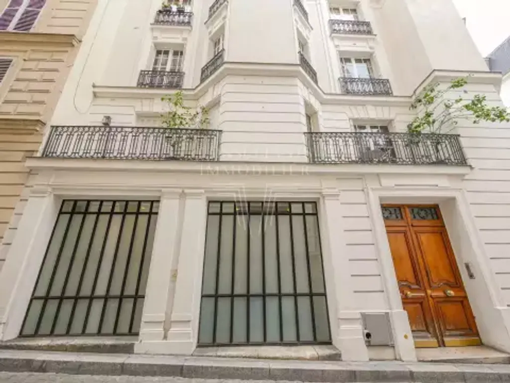 Achat loft à vendre 3 pièces 73 m² - Paris 17ème arrondissement