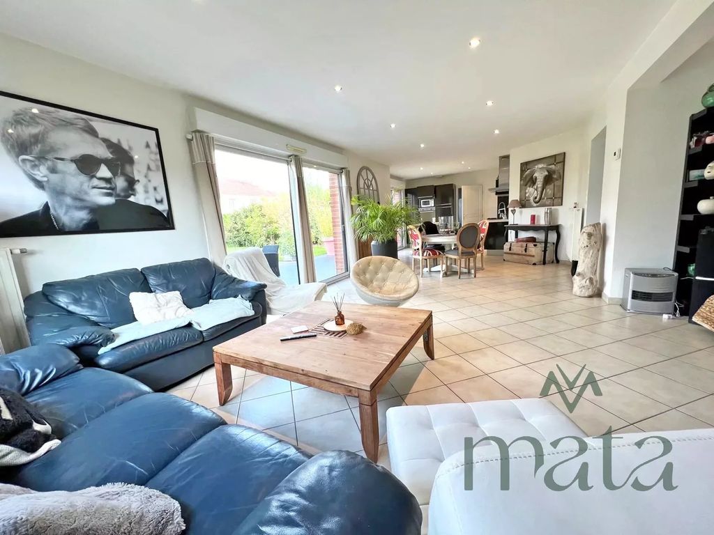 Achat maison à vendre 5 chambres 146 m² - Villeneuve-d'Ascq