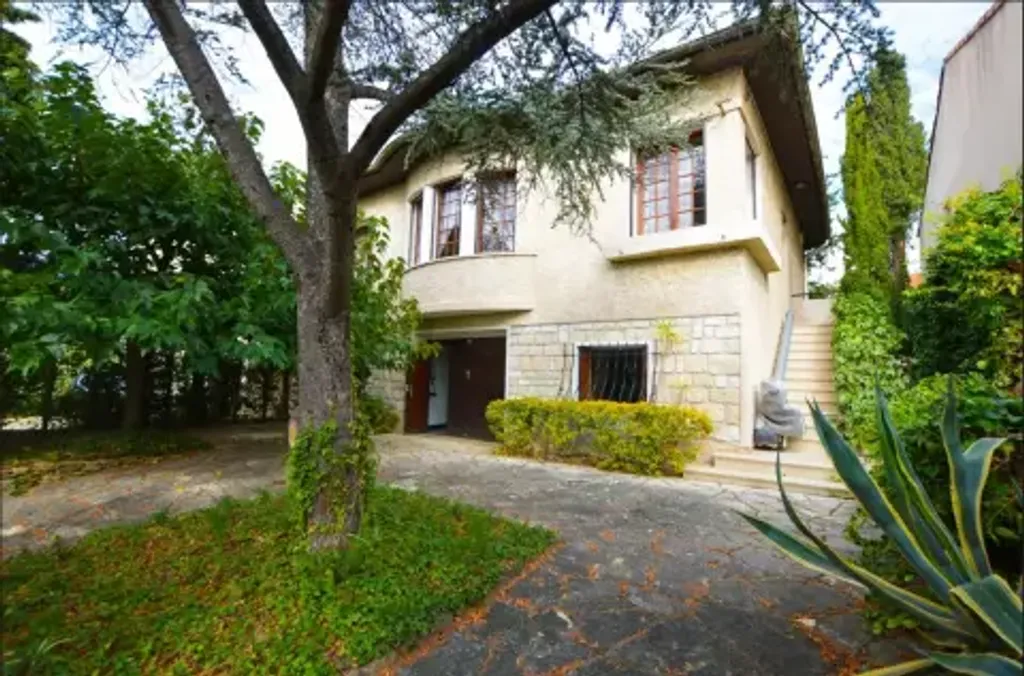 Achat maison à vendre 4 chambres 135 m² - Marseille 12ème arrondissement